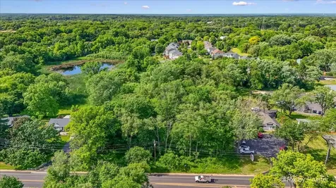 454 West Terra Cotta Avenue Crystal Lake IL 60014