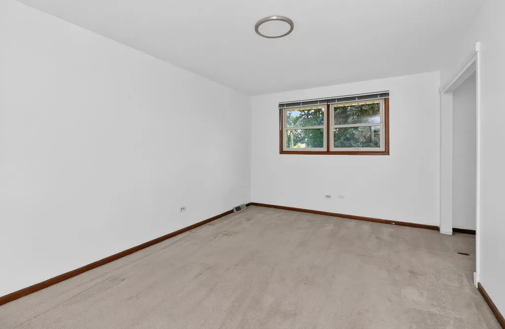 1051 68TH Street Downers Grove IL 60516