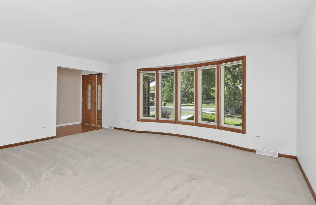 1051 68TH Street Downers Grove IL 60516