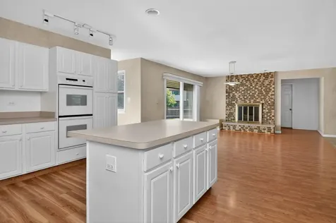 1051 68TH Street Downers Grove IL 60516