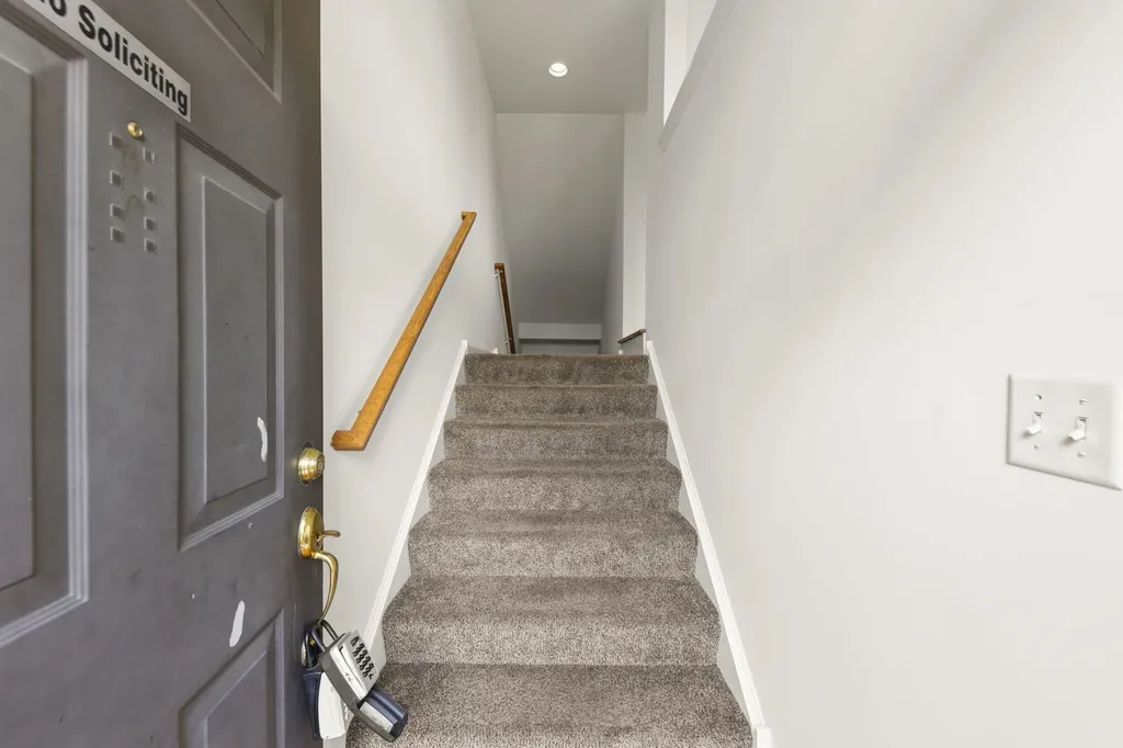 3429 Bradbury Circle Aurora IL 60504
