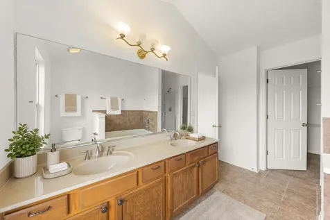 3429 Bradbury Circle Aurora IL 60504