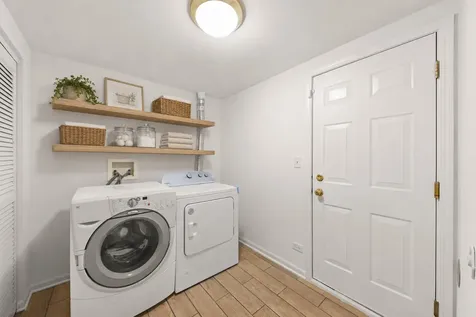 3429 Bradbury Circle Aurora IL 60504
