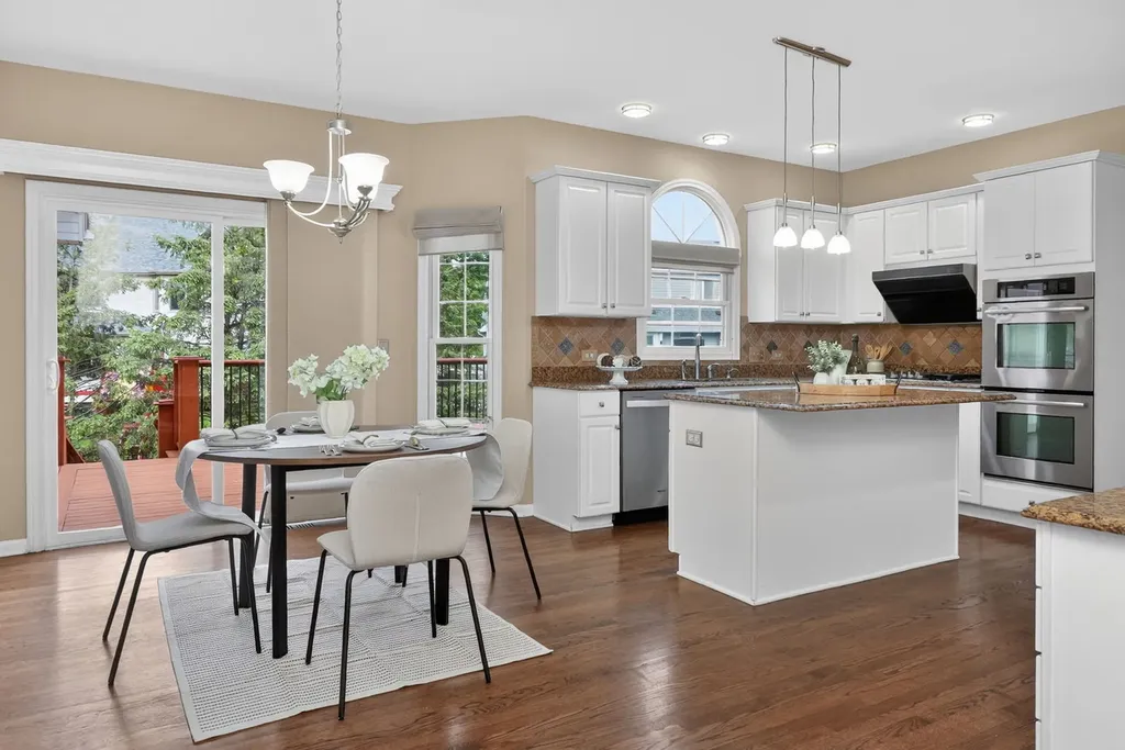 2908 Sibling Court Naperville IL 60564