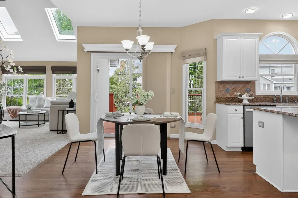 2908 Sibling Court Naperville IL 60564