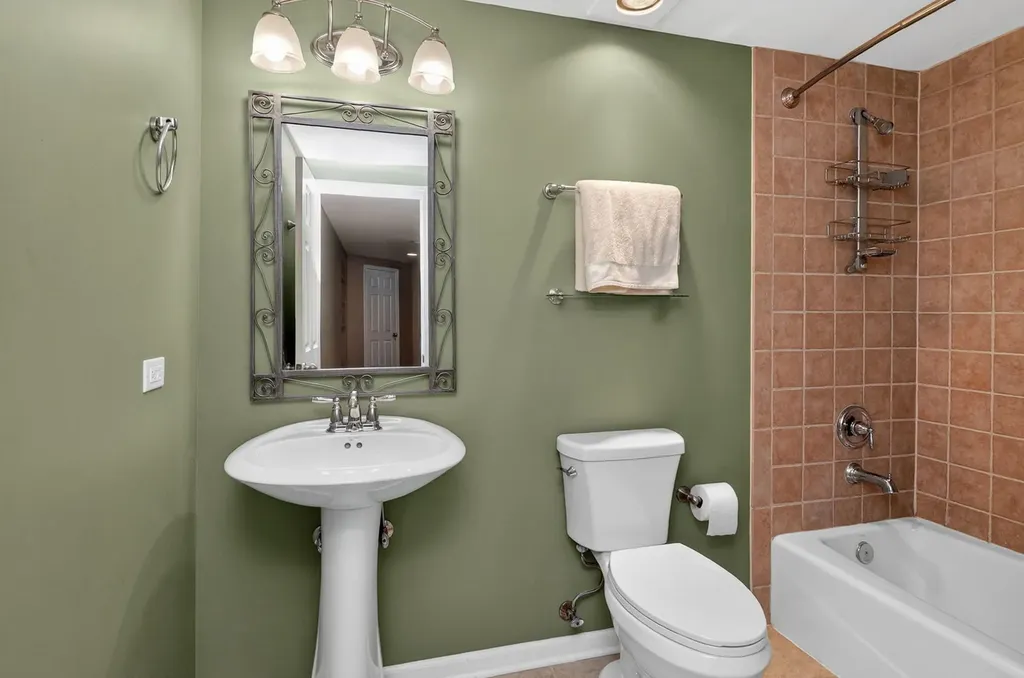 2908 Sibling Court Naperville IL 60564