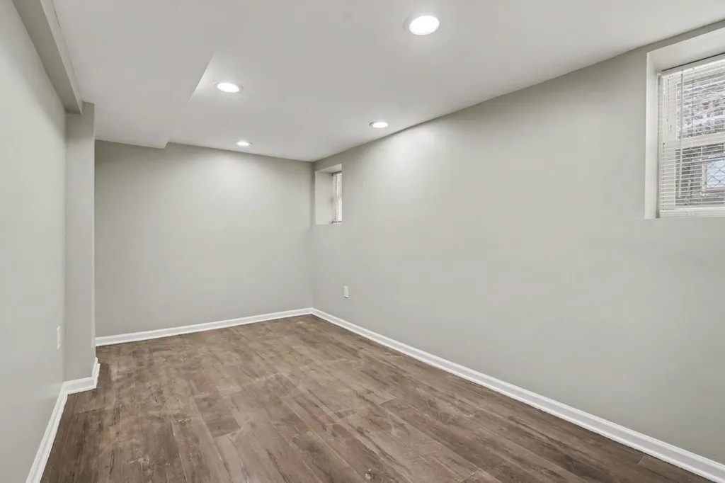 3237 West Cortez Street Chicago IL 60651