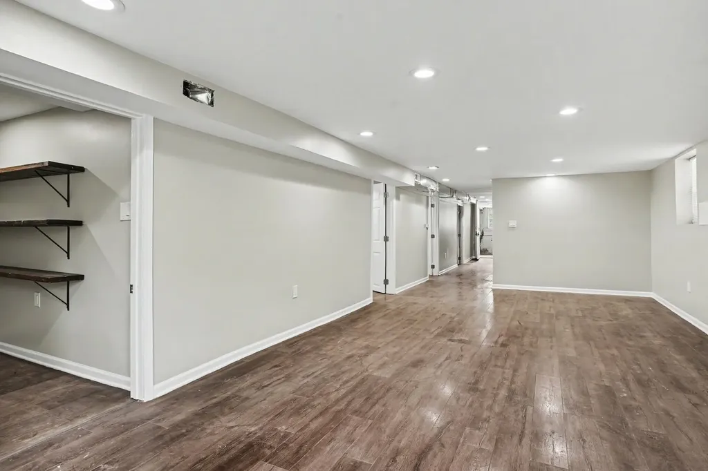 3237 West Cortez Street Chicago IL 60651