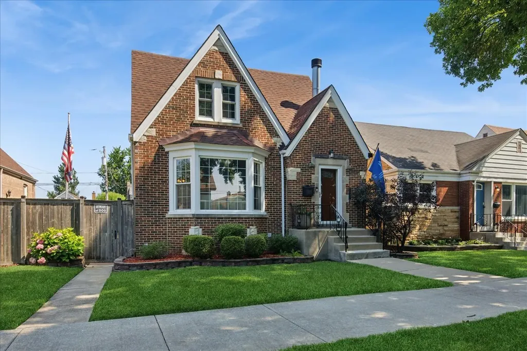 7620 West Rascher Avenue Chicago IL 60656