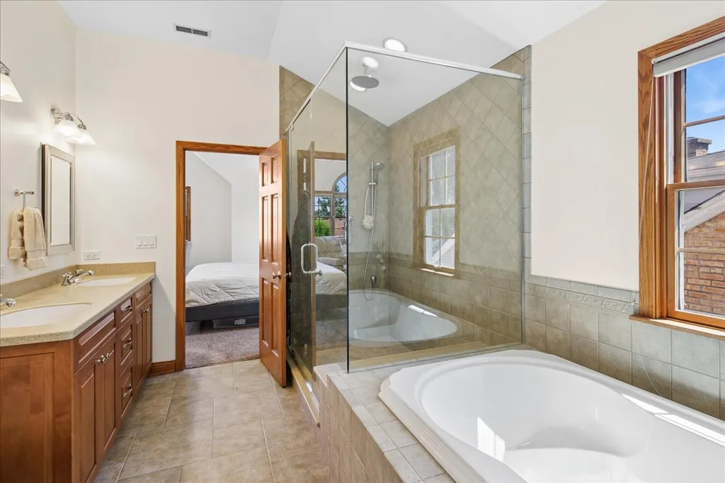 7620 West Rascher Avenue Chicago IL 60656