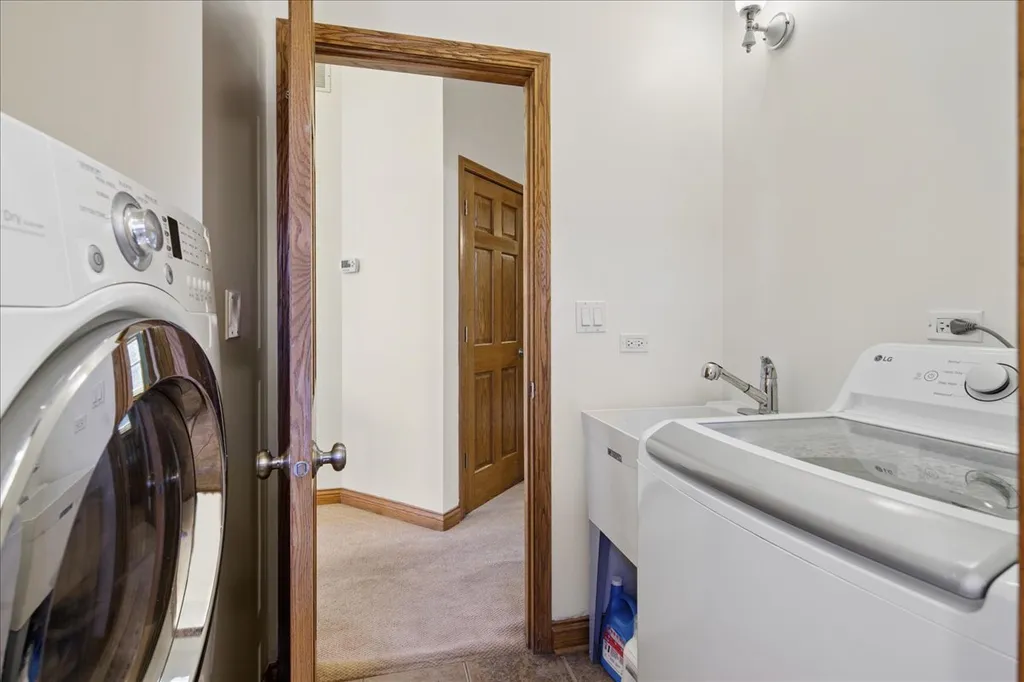 7620 West Rascher Avenue Chicago IL 60656