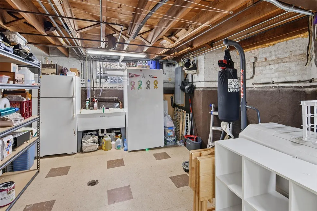 7620 West Rascher Avenue Chicago IL 60656