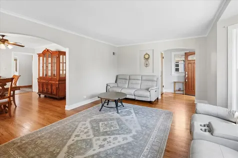 7620 West Rascher Avenue Chicago IL 60656