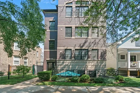 4341 North Mozart Street Chicago IL 60618