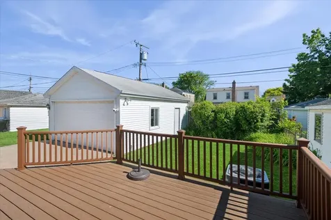 7515 West Rosedale Avenue Chicago IL 60631