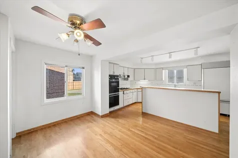 7515 West Rosedale Avenue Chicago IL 60631