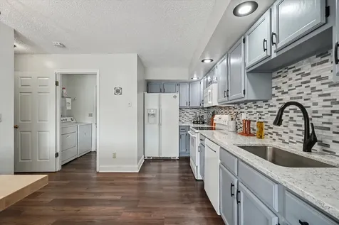 1404 Quail Run Drive Savoy IL 61874