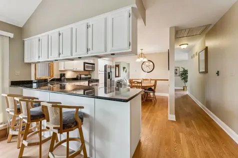 384 East Montrose Avenue Wood Dale IL 60191