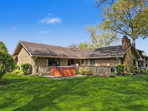384 East Montrose Avenue Wood Dale IL 60191