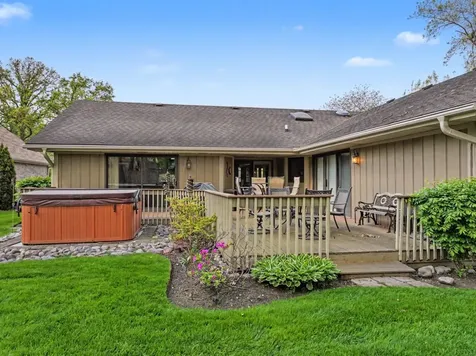 384 East Montrose Avenue Wood Dale IL 60191