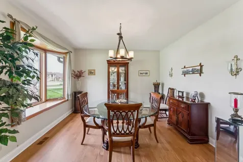384 East Montrose Avenue Wood Dale IL 60191