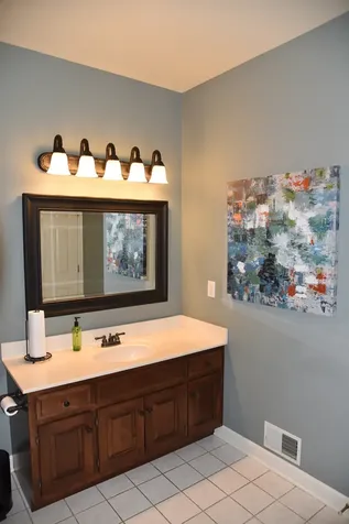 39W183 Washburn Drive Geneva IL 60134