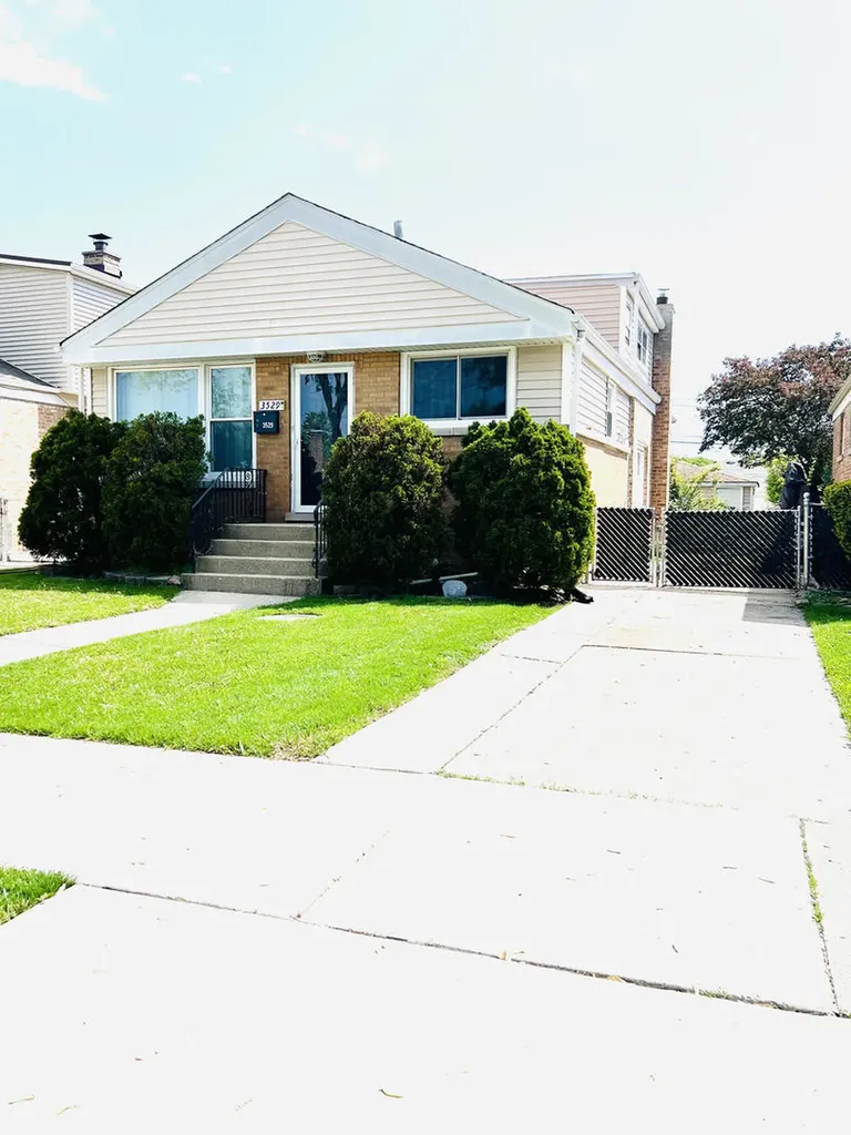 3529 George Street Franklin Park IL 60131