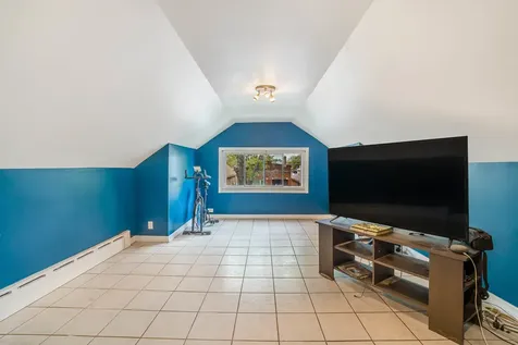 2345 Harvey Avenue Berwyn IL 60402