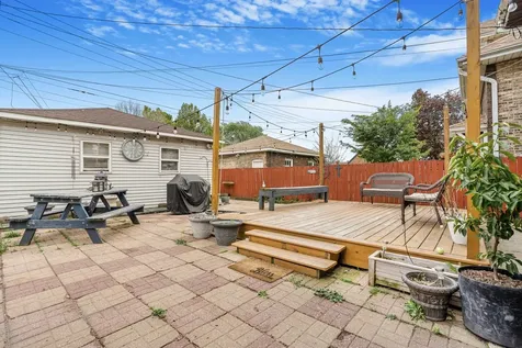 2345 Harvey Avenue Berwyn IL 60402