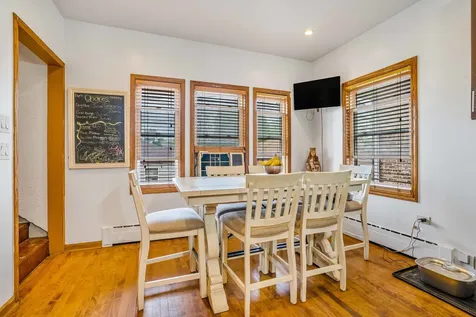 2345 Harvey Avenue Berwyn IL 60402