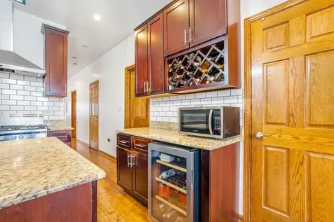 2345 Harvey Avenue Berwyn IL 60402