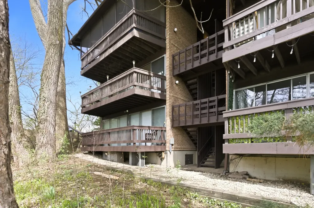 5511 East Lake Drive Lisle IL 60532