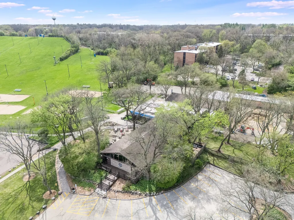 5511 East Lake Drive Lisle IL 60532