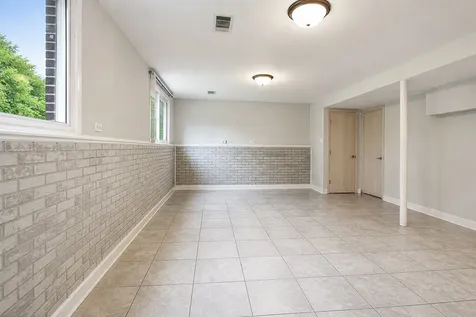 14759 Long Avenue Oak Forest IL 60452
