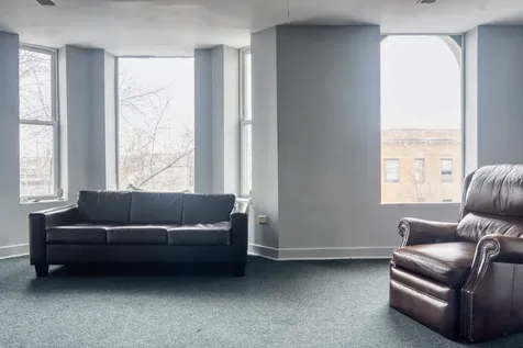 4529 South Vincennes Avenue Chicago IL 60653