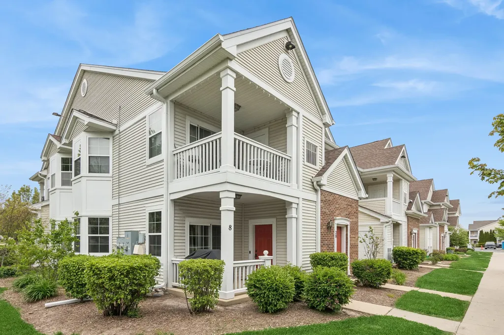 2305 Aurora Drive Pingree Grove IL 60140
