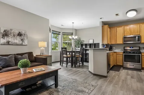 2305 Aurora Drive Pingree Grove IL 60140