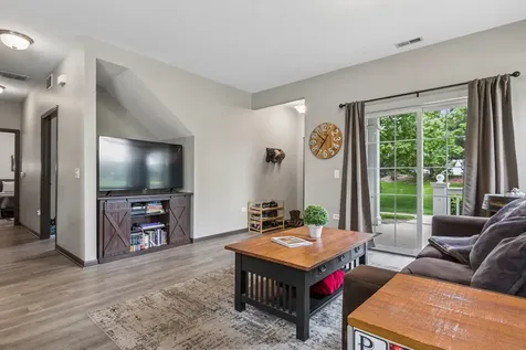 2305 Aurora Drive Pingree Grove IL 60140
