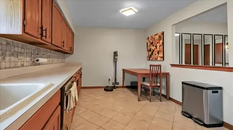 10985 South 84th Avenue Palos Hills IL 60465