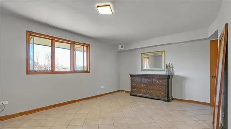 10985 South 84th Avenue Palos Hills IL 60465