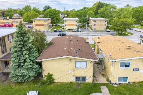 18425 Torrence Avenue Lansing IL 60438