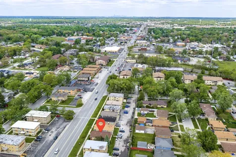 18425 Torrence Avenue Lansing IL 60438
