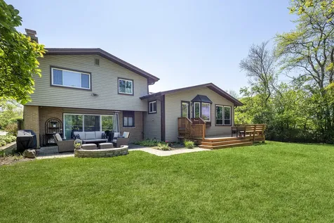 370 Charal Lane Highland Park IL 60035