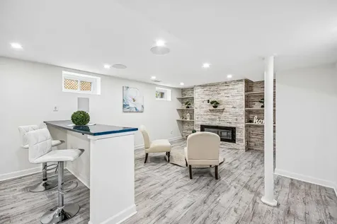 4428 Lisa Lane Oak Forest IL 60452