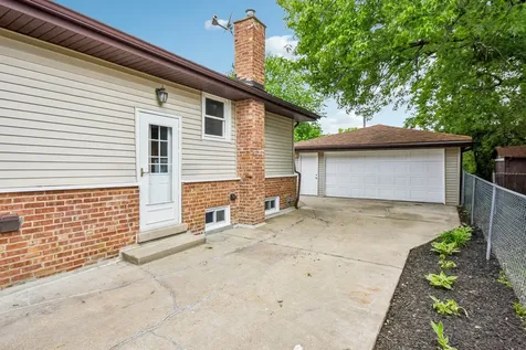 4428 Lisa Lane Oak Forest IL 60452