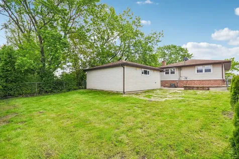 4428 Lisa Lane Oak Forest IL 60452