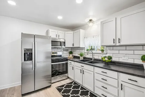 4428 Lisa Lane Oak Forest IL 60452