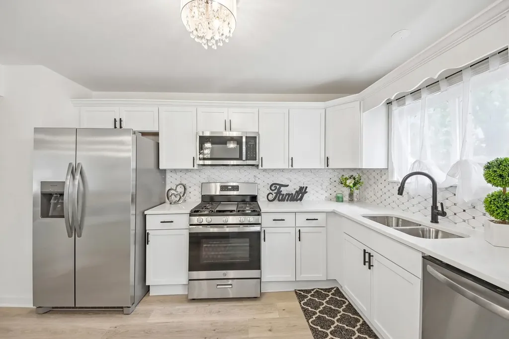 10227 Hilltop Drive Orland Park IL 60462