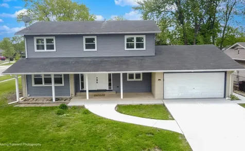 99 Essex Road Elk Grove Village IL 60007