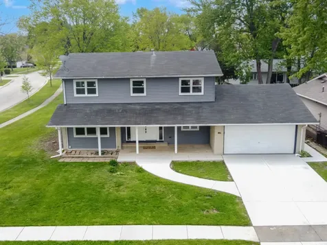 99 Essex Road Elk Grove Village IL 60007